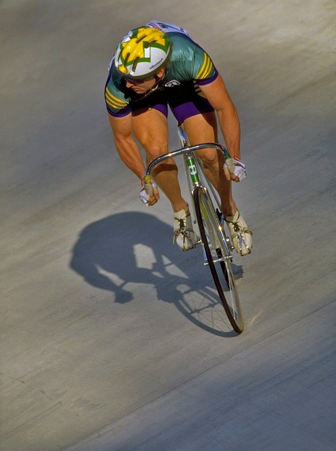 每体：阿劳霍大概率将在周中欧冠继续首发，加西亚代替孔德